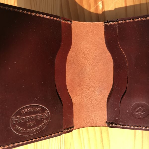 ホーウィンコードバンを贅沢に使ったAshland Leatherの財布「TONY THE 